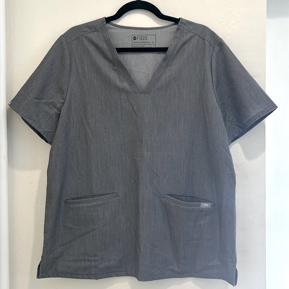 Figs Men's Charcoal V-Neck Shirt